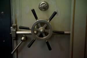 How Safe Deposit Box Makers Are Redefining Modern Banking Security Safe deposit box manufacturers